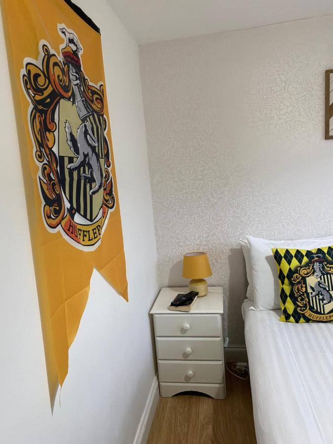 Appartement avec 3 chambre Watford  Extérieur photo